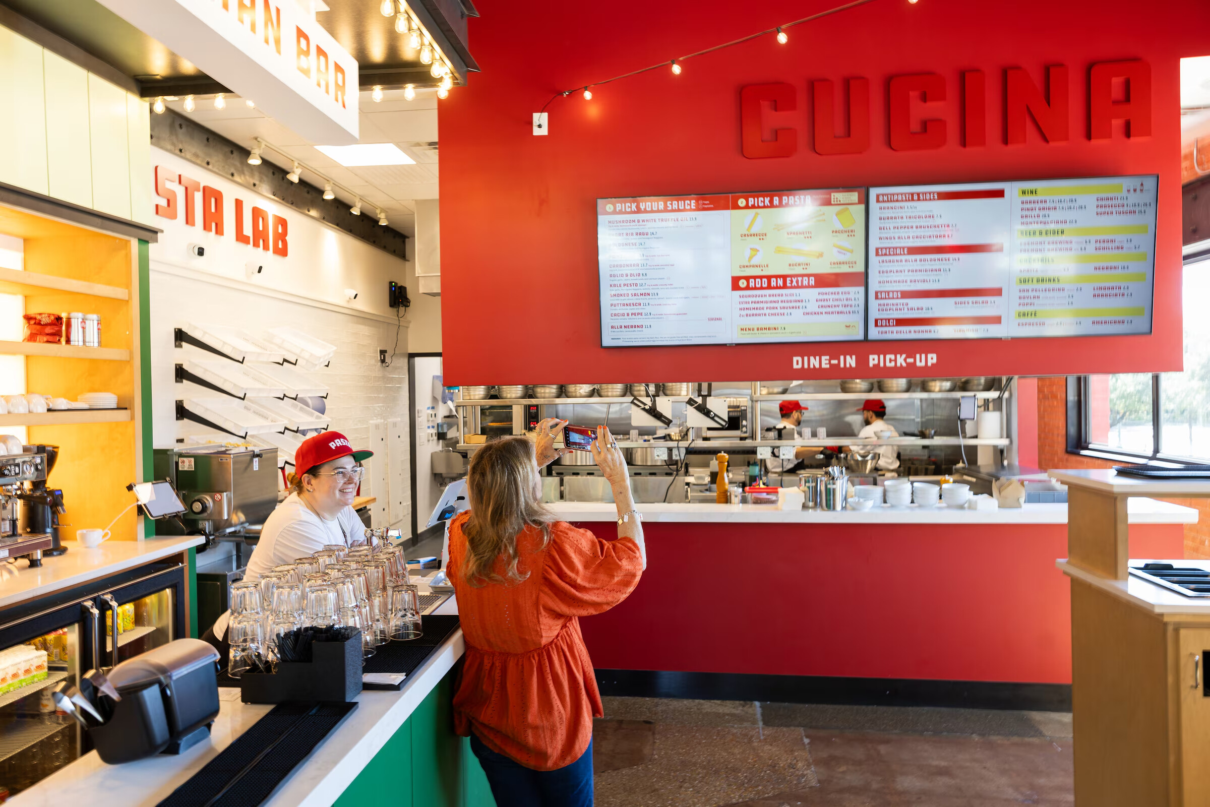 Due Cucina brand identity system